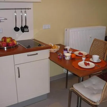 Mirow, Apartman *